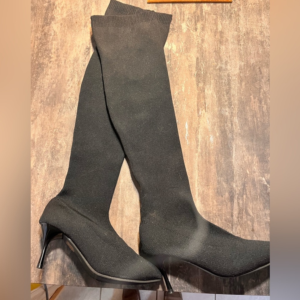 Sexy knee high heals